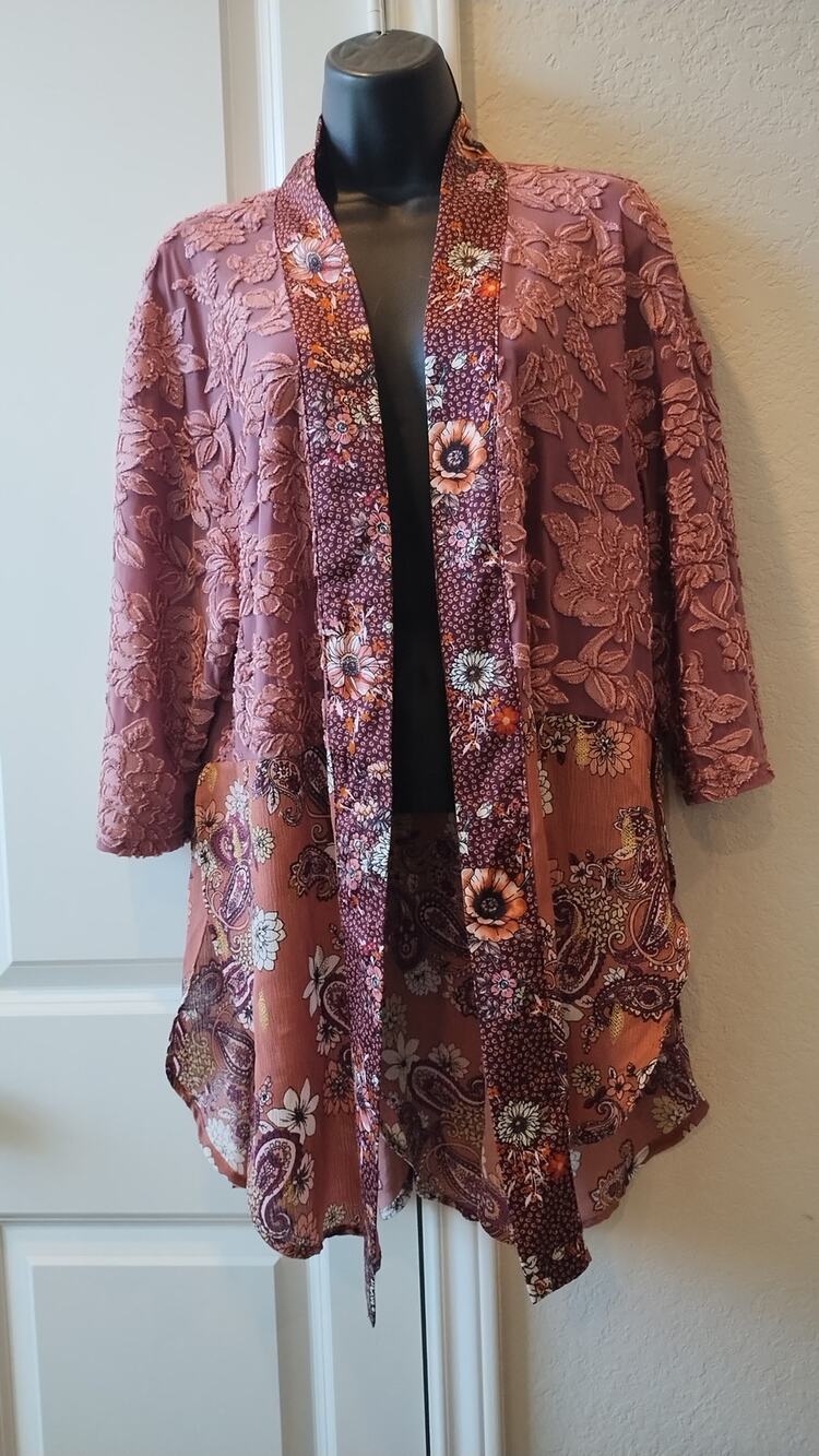 Gorgeous Vintage  Ivu Jane Multicolor Floral Open Front Kimono Cardigan Size XS